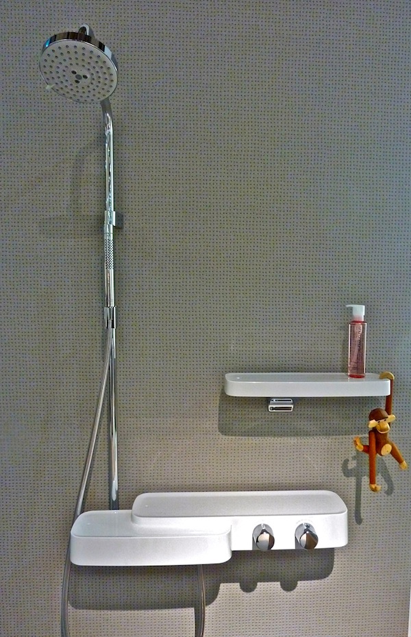 Flexible shower design with Ronan and Erwan Bouroullec collection for Axor