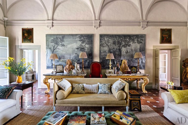 Camilla Guinness interiors of Italian villa, photo Oberto Gili for AD