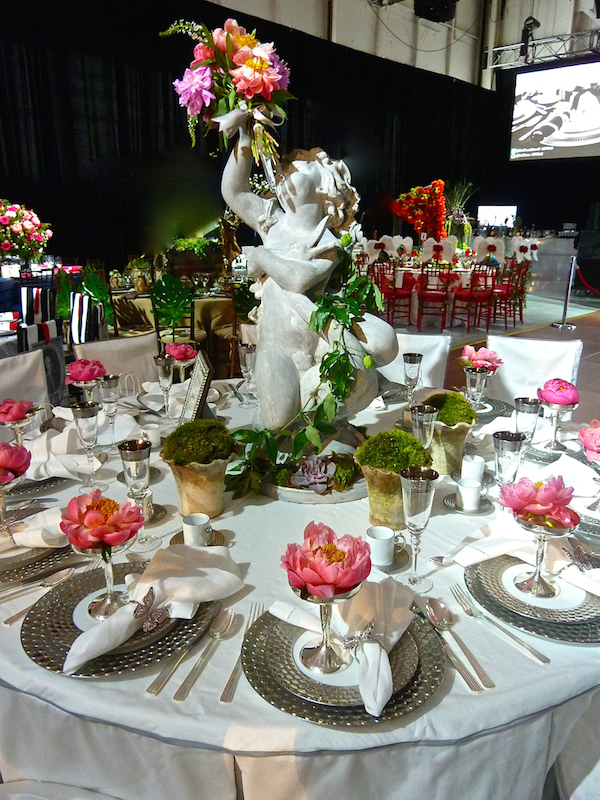 Carey Karlan table at the Red Cross Red & White ball 2014