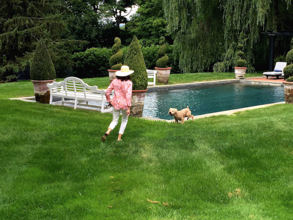 Carolyne Roehm at Weatherstone pool