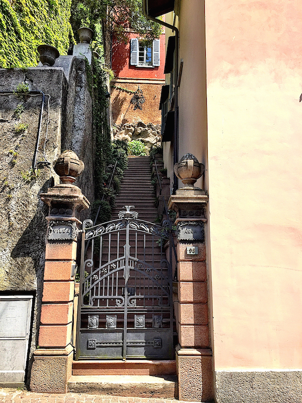 Gate in Varenna