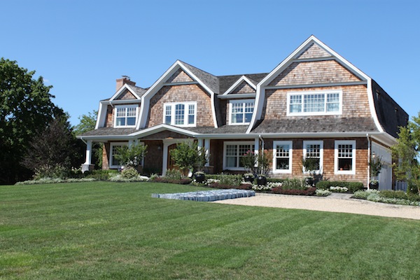 2012 Hamptons Designer Showhouse Shingle house by Grande Design Residential