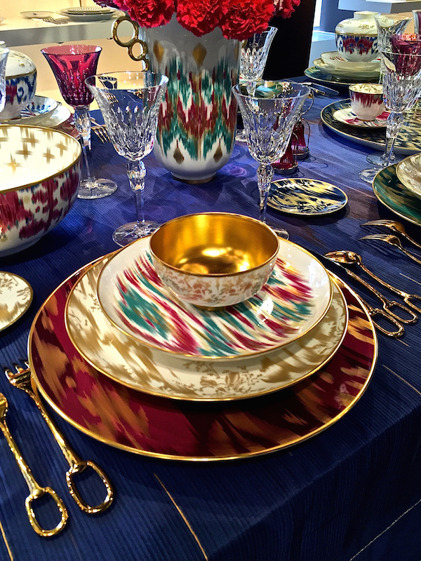 Hermes Voyage en Ikat dinnerware