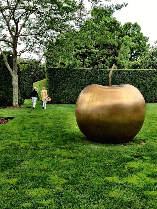 Claude Lalanne’s bronze Pomme at Alex Papachristidis house