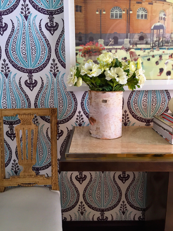 Sara Gilbane Gypset wallpaper in her Rooms with a View  vignette