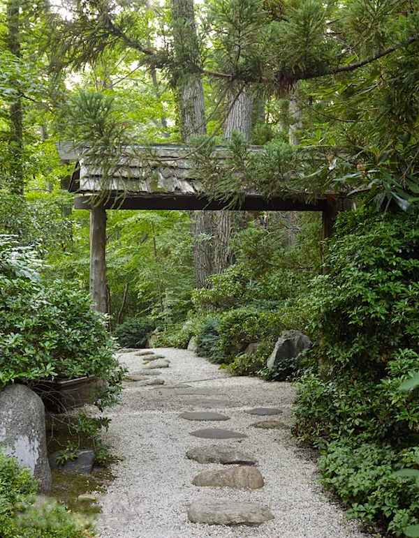 John P. Humes Japanese Stoll Garden in Outstanding American Gardens