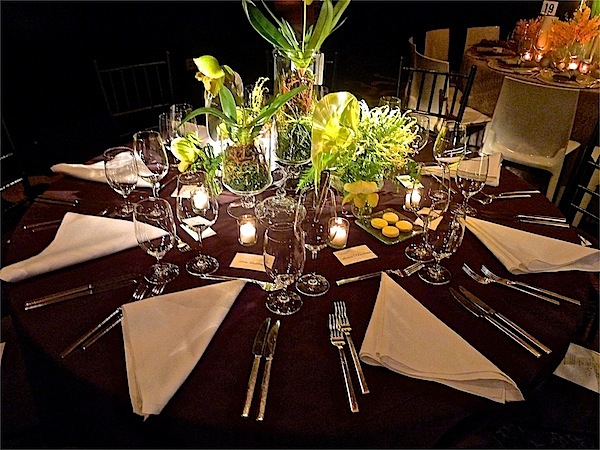 Laura Blanco Orchid Dinner table