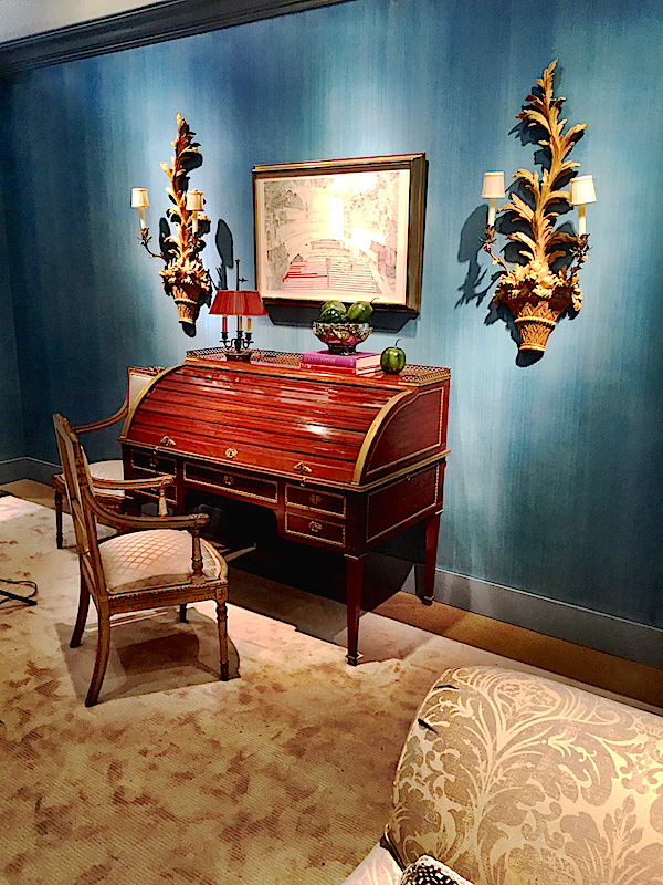 Louis XVI desk at Sotheby's Designer Showhouse auction