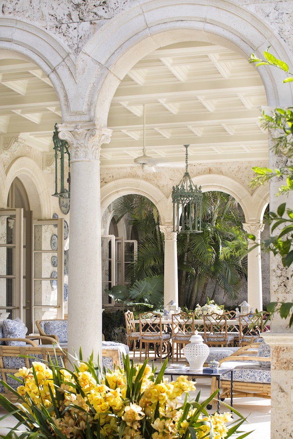 Palm Beach chic La Follia terrace