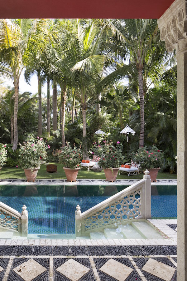 Palm Beach chic Rayner garden and pool