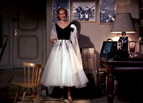 Grace Kelly black and white Paris dress in Rear Window