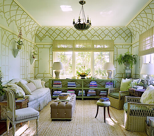 Sitting room designed by Suzanne Rheinstein