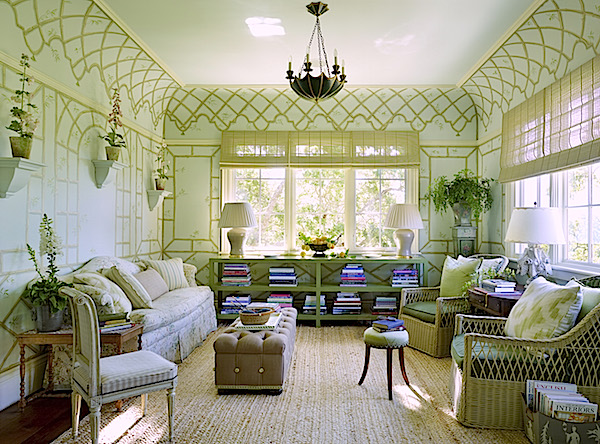 Sitting room designed by Suzanne Rheinstein