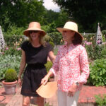 At Home in the Garden with Carolyne Roehm Video