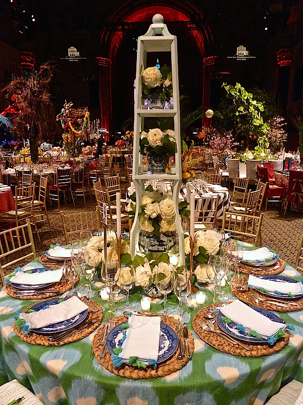 allison hennessy lenox hill gala table