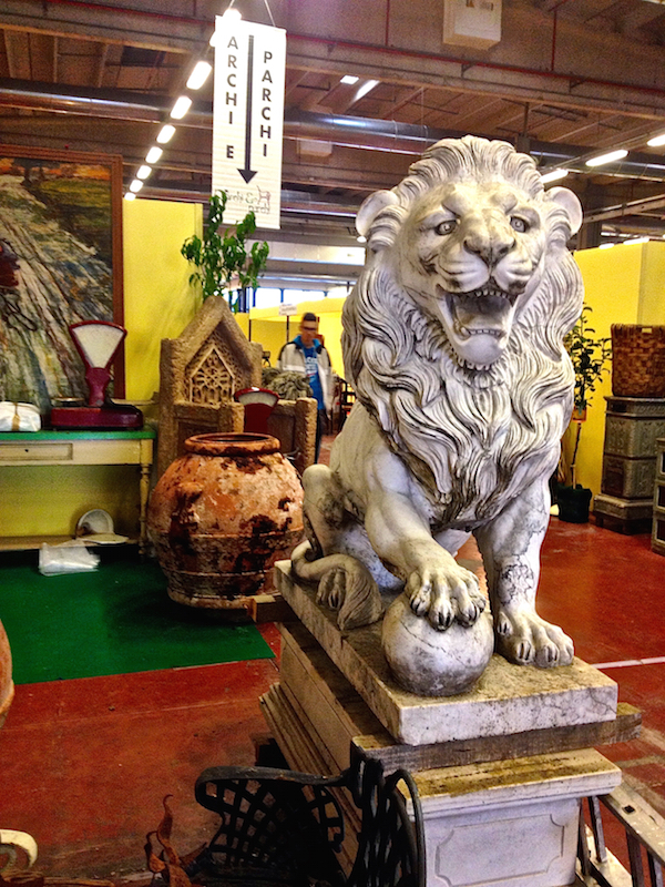 lion statuary at the Parma antiques fair