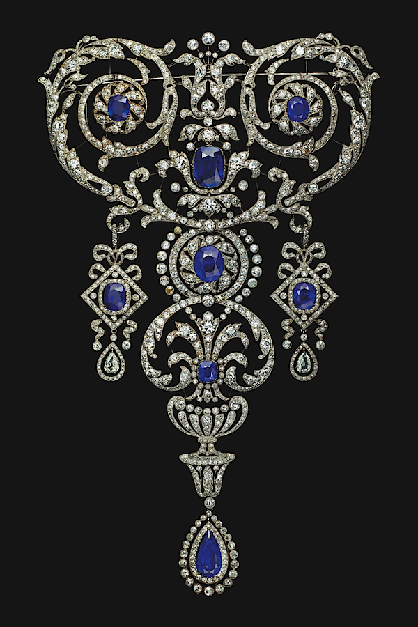Cartier in the 20th Century, Stomacher brooch from 1907