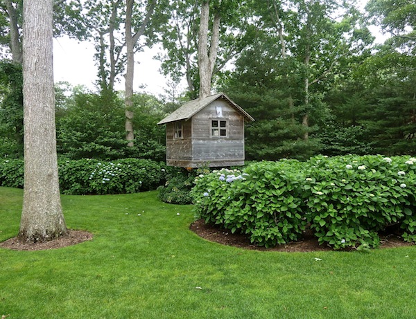 Lauder tree house in Wainscott