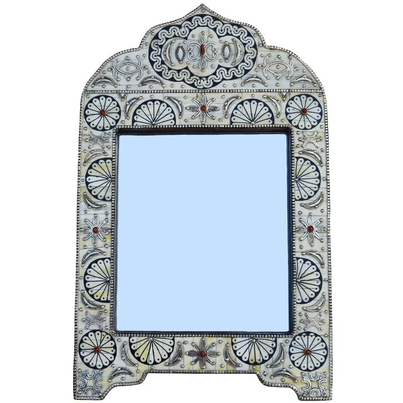 Moroccan mirror via Quintessence
